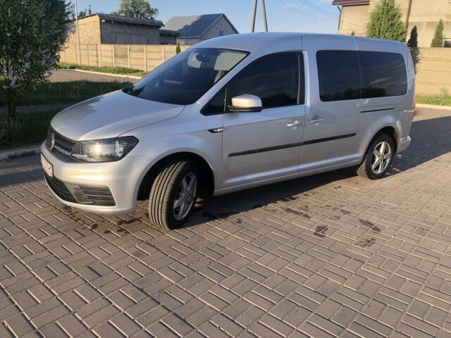 Серый Фольксваген Кадди, объемом двигателя 2 л и пробегом 290 тыс. км за 13900 $, фото 1 на Automoto.ua