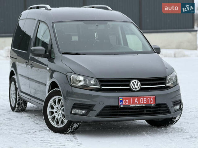Серый Фольксваген Кадди, объемом двигателя 1.97 л и пробегом 253 тыс. км за 14900 $, фото 1 на Automoto.ua