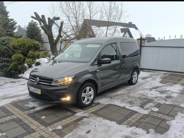 Серый Фольксваген Кадди, объемом двигателя 2 л и пробегом 233 тыс. км за 16000 $, фото 1 на Automoto.ua