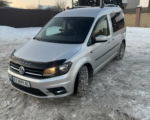 Сірий Фольксваген Кадді, об'ємом двигуна 1.97 л та пробігом 126 тис. км за 19900 $, фото 1 на Automoto.ua