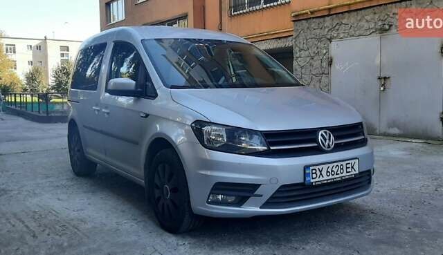 Серый Фольксваген Кадди, объемом двигателя 1.97 л и пробегом 130 тыс. км за 18500 $, фото 1 на Automoto.ua