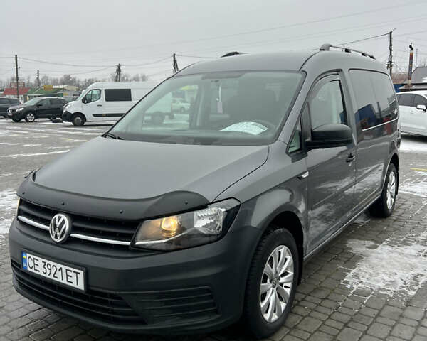 Серый Фольксваген Кадди, объемом двигателя 1.97 л и пробегом 263 тыс. км за 16800 $, фото 1 на Automoto.ua