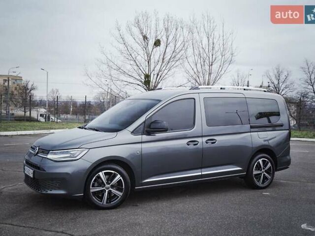 Серый Фольксваген Кадди, объемом двигателя 1.97 л и пробегом 238 тыс. км за 36800 $, фото 1 на Automoto.ua