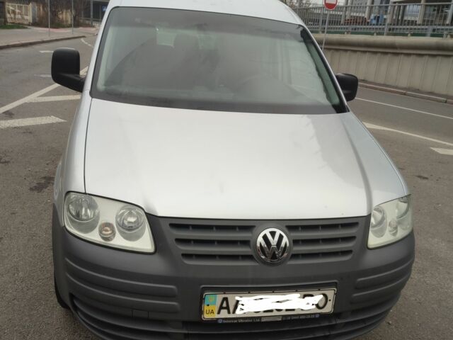 Серый Фольксваген Кадди, объемом двигателя 1 л и пробегом 255 тыс. км за 6409 $, фото 1 на Automoto.ua