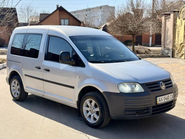Серый Фольксваген Кадди, объемом двигателя 1.6 л и пробегом 273 тыс. км за 6800 $, фото 1 на Automoto.ua