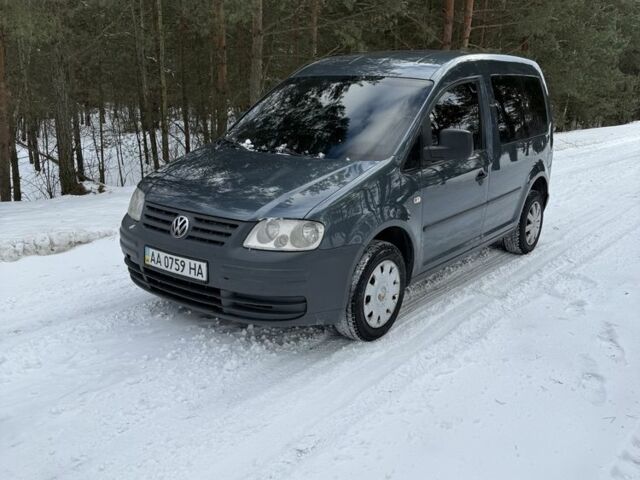 Серый Фольксваген Кадди, объемом двигателя 0 л и пробегом 360 тыс. км за 3000 $, фото 1 на Automoto.ua