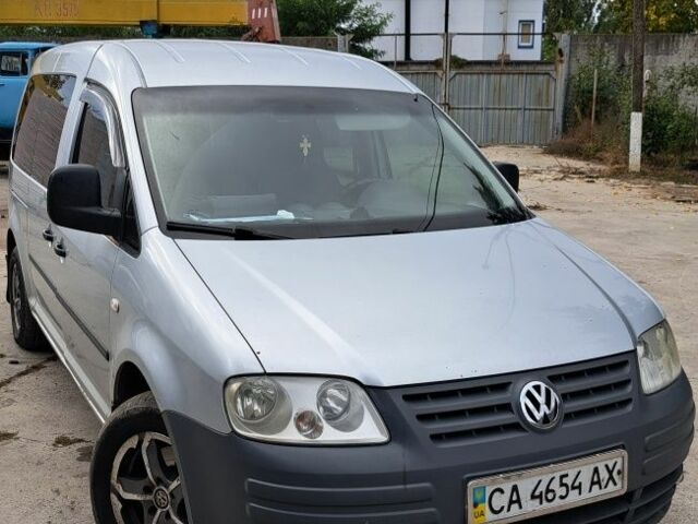Фольксваген Кадди 2008 в Черкассах на Automoto.ua Серый Фольксваген Кадди, объемом двигателя 1.6 л и пробегом 429 тыс. км за 5500 $, фото 1 на Automoto.ua