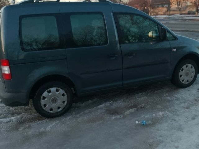 Серый Фольксваген Кадди, объемом двигателя 1.6 л и пробегом 258 тыс. км за 5500 $, фото 1 на Automoto.ua