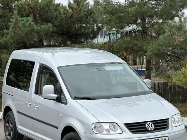 Серый Фольксваген Кадди, объемом двигателя 2 л и пробегом 221 тыс. км за 6950 $, фото 1 на Automoto.ua