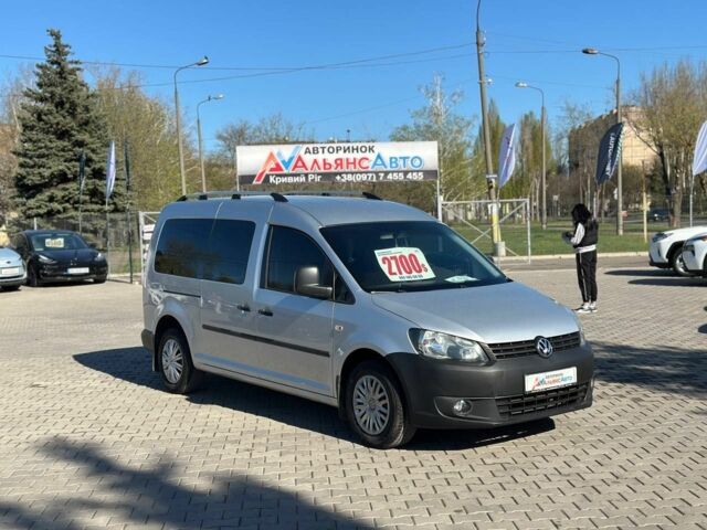 Серый Фольксваген Кадди, объемом двигателя 2 л и пробегом 320 тыс. км за 9999 $, фото 1 на Automoto.ua