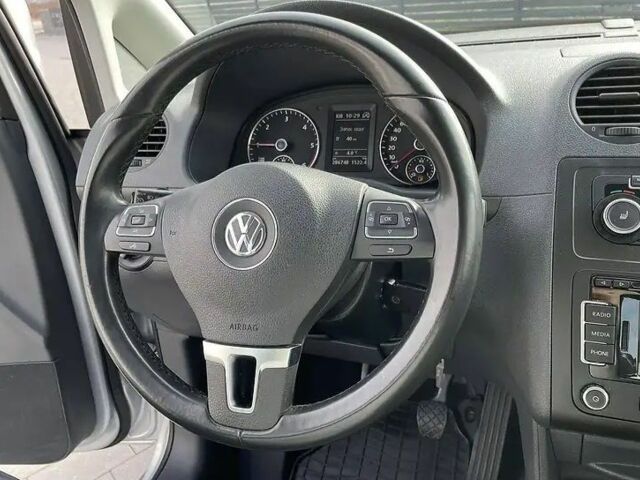 Серый Фольксваген Кадди, объемом двигателя 1.6 л и пробегом 318 тыс. км за 255 $, фото 1 на Automoto.ua