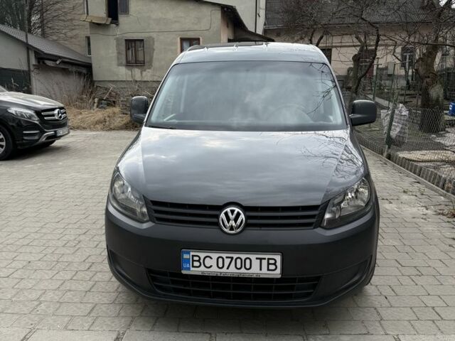 Серый Фольксваген Кадди, объемом двигателя 1.6 л и пробегом 216 тыс. км за 10500 $, фото 1 на Automoto.ua