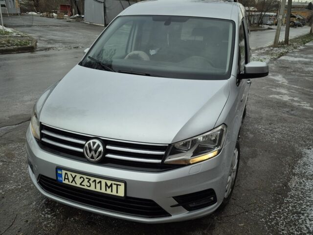 Серый Фольксваген Кадди, объемом двигателя 2 л и пробегом 216 тыс. км за 13000 $, фото 1 на Automoto.ua