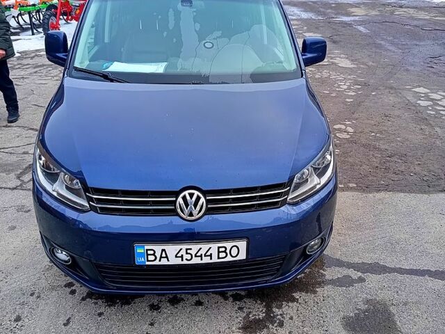 Синий Фольксваген Кадди, объемом двигателя 2 л и пробегом 218 тыс. км за 14000 $, фото 1 на Automoto.ua
