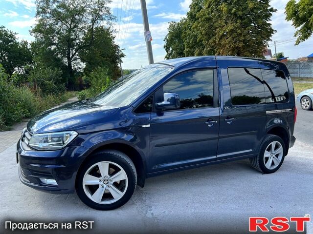 Синий Фольксваген Кадди, объемом двигателя 2 л и пробегом 215 тыс. км за 17900 $, фото 1 на Automoto.ua