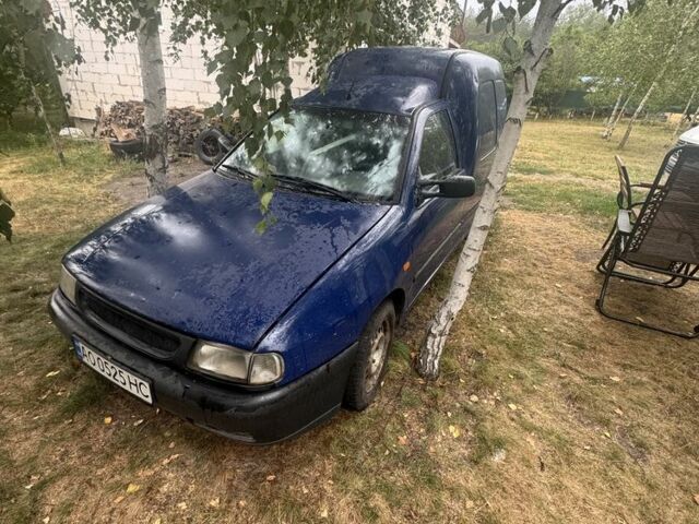 Синий Фольксваген Кадди, объемом двигателя 1.9 л и пробегом 220 тыс. км за 1200 $, фото 1 на Automoto.ua