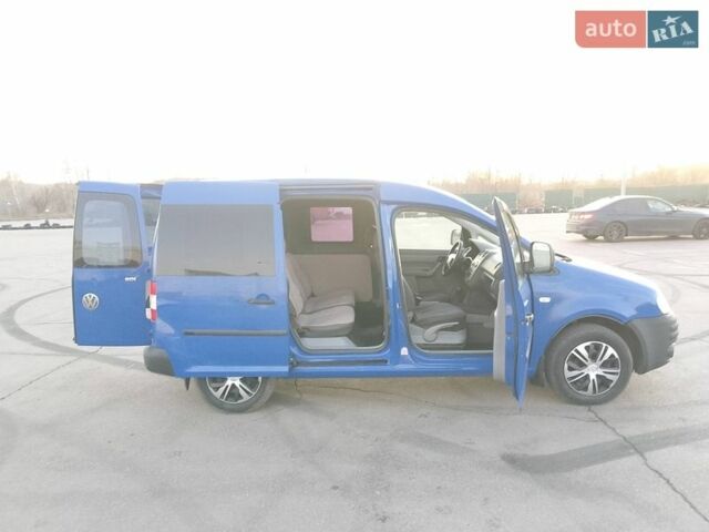 Синий Фольксваген Кадди, объемом двигателя 2 л и пробегом 280 тыс. км за 4999 $, фото 1 на Automoto.ua
