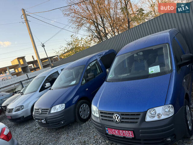 Синий Фольксваген Кадди, объемом двигателя 1.6 л и пробегом 226 тыс. км за 7200 $, фото 1 на Automoto.ua