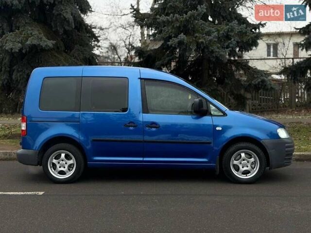 Синий Фольксваген Кадди, объемом двигателя 1.4 л и пробегом 257 тыс. км за 5600 $, фото 1 на Automoto.ua