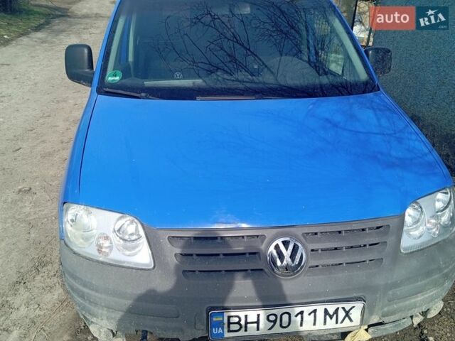 Синий Фольксваген Кадди, объемом двигателя 1.6 л и пробегом 210 тыс. км за 4000 $, фото 1 на Automoto.ua