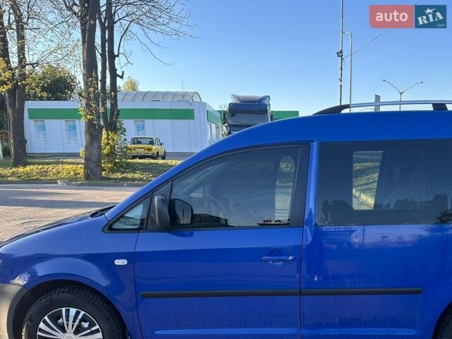 Синий Фольксваген Кадди, объемом двигателя 1.9 л и пробегом 220 тыс. км за 6000 $, фото 1 на Automoto.ua