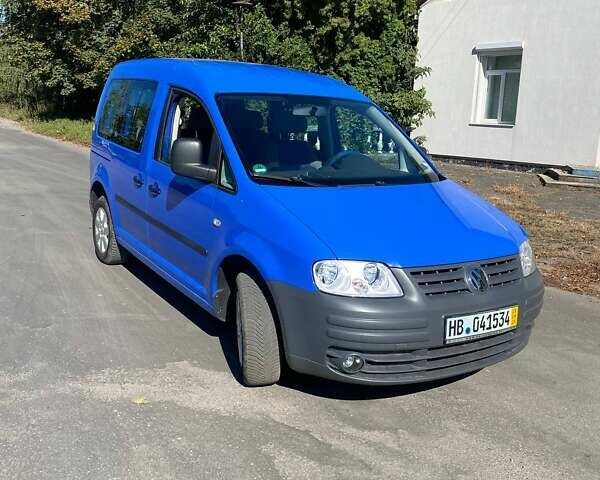 Синій Фольксваген Кадді, об'ємом двигуна 1.6 л та пробігом 236 тис. км за 6777 $, фото 1 на Automoto.ua