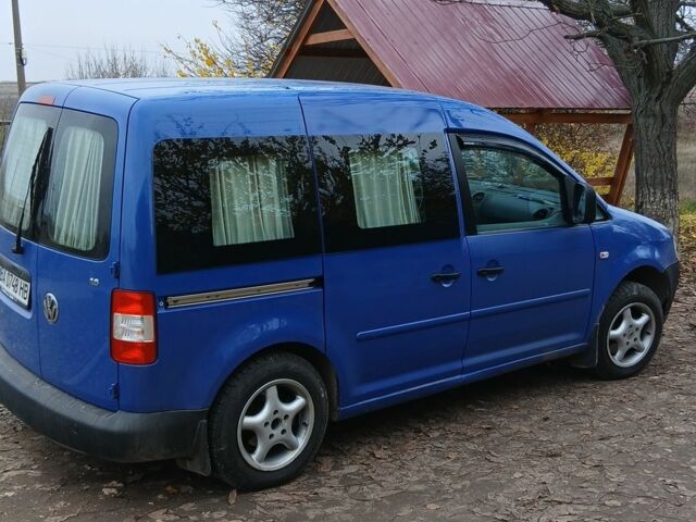 Синій Фольксваген Кадді, об'ємом двигуна 1.6 л та пробігом 286 тис. км за 6200 $, фото 1 на Automoto.ua