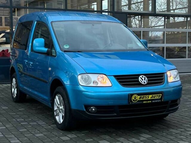 Синий Фольксваген Кадди, объемом двигателя 1.6 л и пробегом 215 тыс. км за 7900 $, фото 1 на Automoto.ua