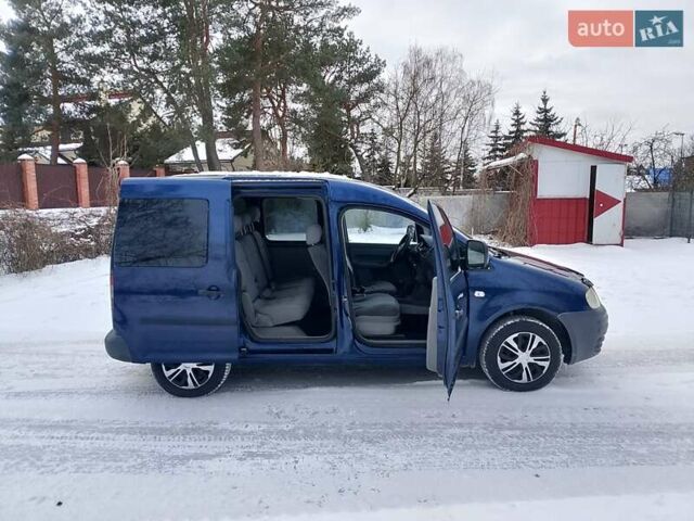 Синий Фольксваген Кадди, объемом двигателя 1.9 л и пробегом 430 тыс. км за 5700 $, фото 1 на Automoto.ua