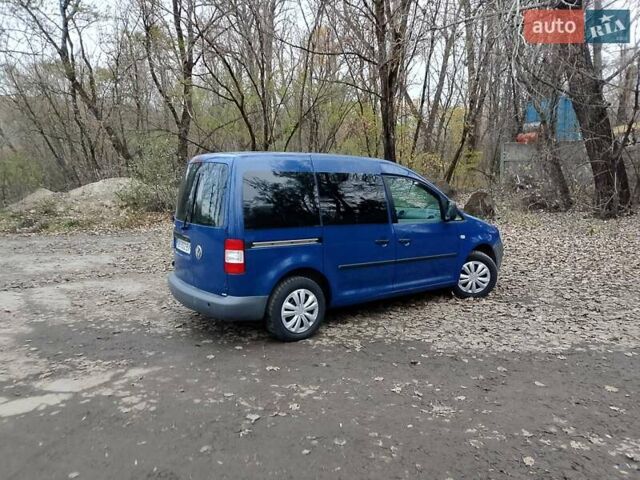 Синий Фольксваген Кадди, объемом двигателя 1.97 л и пробегом 297 тыс. км за 5500 $, фото 1 на Automoto.ua