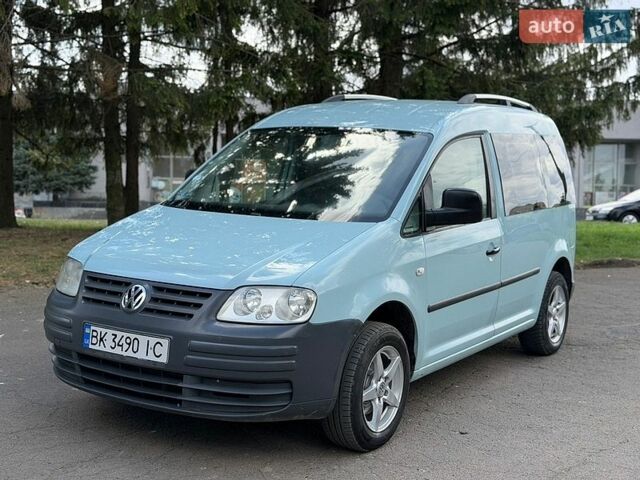 Синий Фольксваген Кадди, объемом двигателя 1.97 л и пробегом 385 тыс. км за 4800 $, фото 1 на Automoto.ua