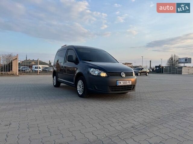 Синий Фольксваген Кадди, объемом двигателя 1.6 л и пробегом 296 тыс. км за 8300 $, фото 1 на Automoto.ua