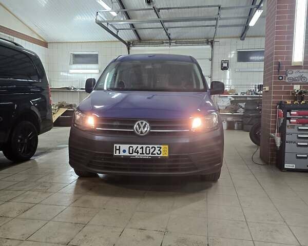 Синий Фольксваген Кадди, объемом двигателя 2 л и пробегом 187 тыс. км за 12800 $, фото 1 на Automoto.ua