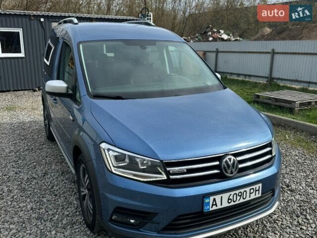 Синий Фольксваген Кадди, объемом двигателя 1.97 л и пробегом 220 тыс. км за 17990 $, фото 1 на Automoto.ua