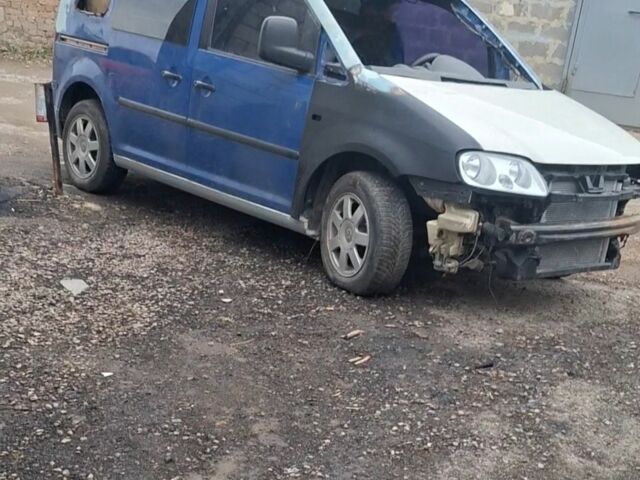 Синий Фольксваген Кадди, объемом двигателя 2 л и пробегом 300 тыс. км за 2350 $, фото 1 на Automoto.ua