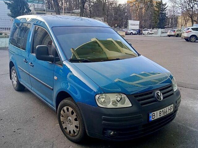 Зеленый Фольксваген Кадди, объемом двигателя 1.6 л и пробегом 238 тыс. км за 8350 $, фото 1 на Automoto.ua