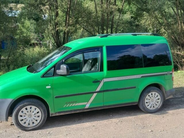 Зелений Фольксваген Кадді, об'ємом двигуна 1.9 л та пробігом 222 тис. км за 5600 $, фото 1 на Automoto.ua