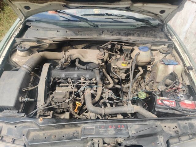 Зелений Фольксваген Кадді, об'ємом двигуна 0 л та пробігом 2 тис. км за 945 $, фото 1 на Automoto.ua