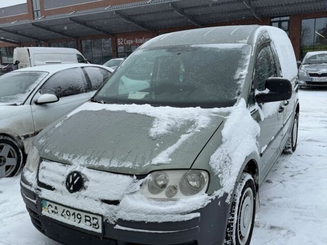 Зеленый Фольксваген Кадди, объемом двигателя 2 л и пробегом 387 тыс. км за 5400 $, фото 1 на Automoto.ua