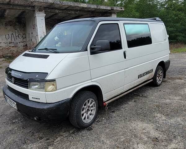 Білий Фольксваген Каравелла, об'ємом двигуна 1.9 л та пробігом 300 тис. км за 3550 $, фото 1 на Automoto.ua