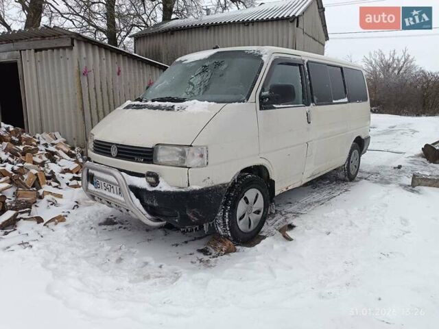 Белый Фольксваген Каравелла, объемом двигателя 2.5 л и пробегом 527 тыс. км за 6000 $, фото 1 на Automoto.ua