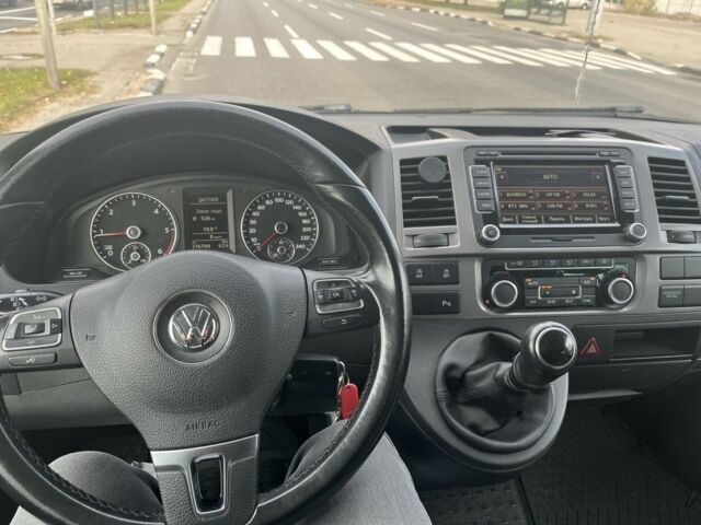 Фольксваген Каравелла 2014 в Харькове на Automoto.ua Белый Фольксваген Каравелла, объемом двигателя 2 л и пробегом 276 тыс. км за 16500 $, фото 1 на Automoto.ua