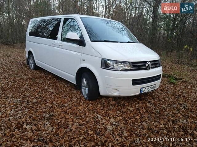 Белый Фольксваген Каравелла, объемом двигателя 1.97 л и пробегом 320 тыс. км за 18500 $, фото 1 на Automoto.ua