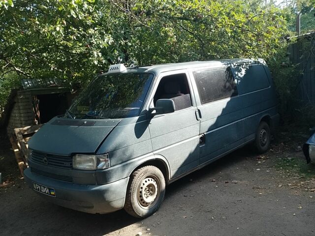 Черный Фольксваген Каравелла, объемом двигателя 0 л и пробегом 360 тыс. км за 3100 $, фото 1 на Automoto.ua