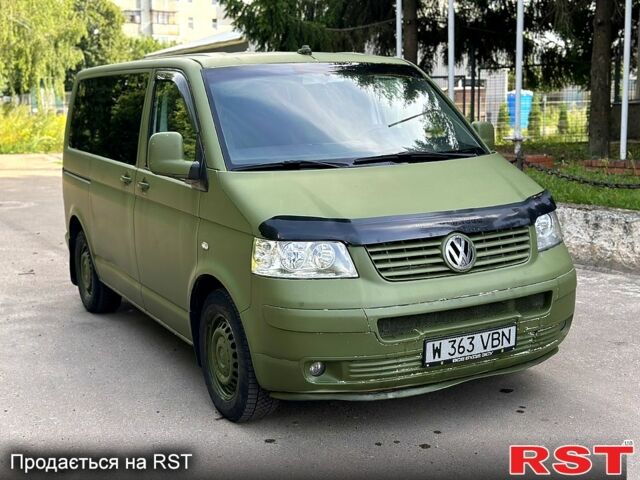 Фольксваген Каравелла, объемом двигателя 2.5 л и пробегом 400 тыс. км за 4900 $, фото 1 на Automoto.ua