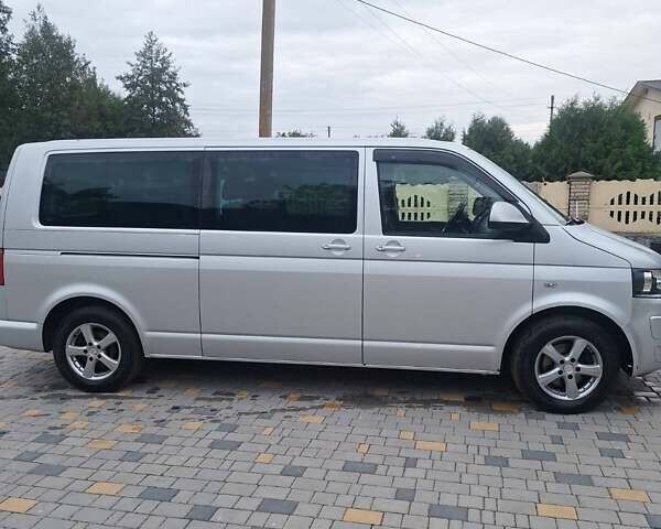 Сірий Фольксваген Каравелла, об'ємом двигуна 2 л та пробігом 380 тис. км за 16900 $, фото 1 на Automoto.ua