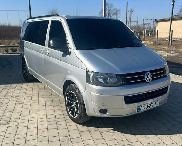 Серый Фольксваген Каравелла, объемом двигателя 1.98 л и пробегом 340 тыс. км за 15900 $, фото 1 на Automoto.ua