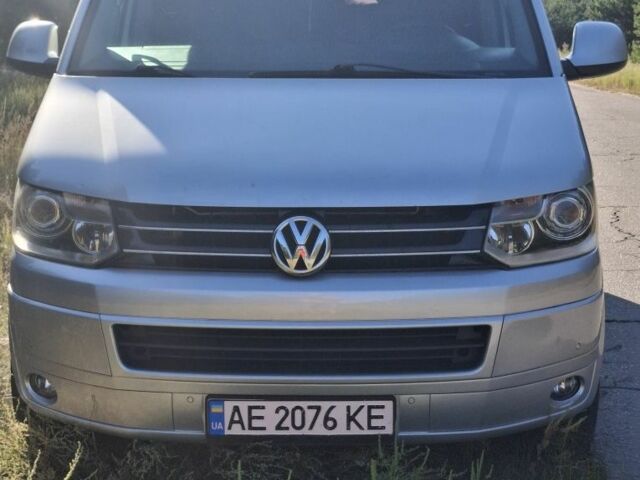 Сірий Фольксваген Каравелла, об'ємом двигуна 2 л та пробігом 325 тис. км за 635000 $, фото 1 на Automoto.ua