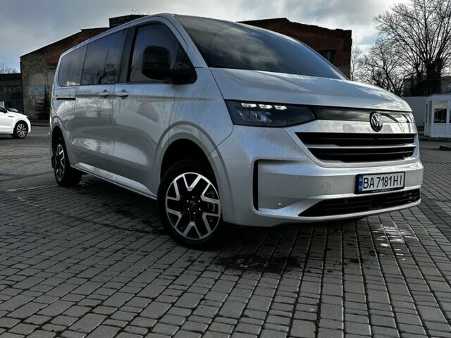 Серый Фольксваген Каравелла, объемом двигателя 2 л и пробегом 5 тыс. км за 63000 $, фото 1 на Automoto.ua