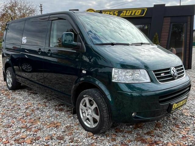 Зеленый Фольксваген Каравелла, объемом двигателя 2.5 л и пробегом 356 тыс. км за 11900 $, фото 1 на Automoto.ua